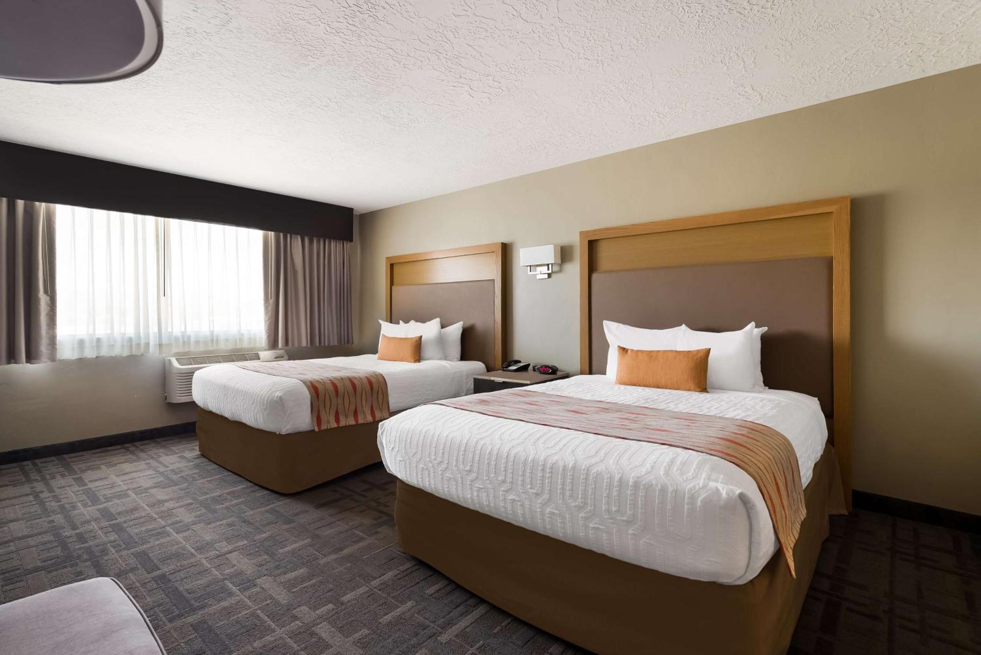 Best Western Plus Landmark Hotel Ballard Экстерьер фото